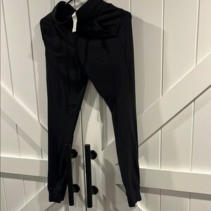 Lululemon Black Joggers 🏃- Perfect NWOT
